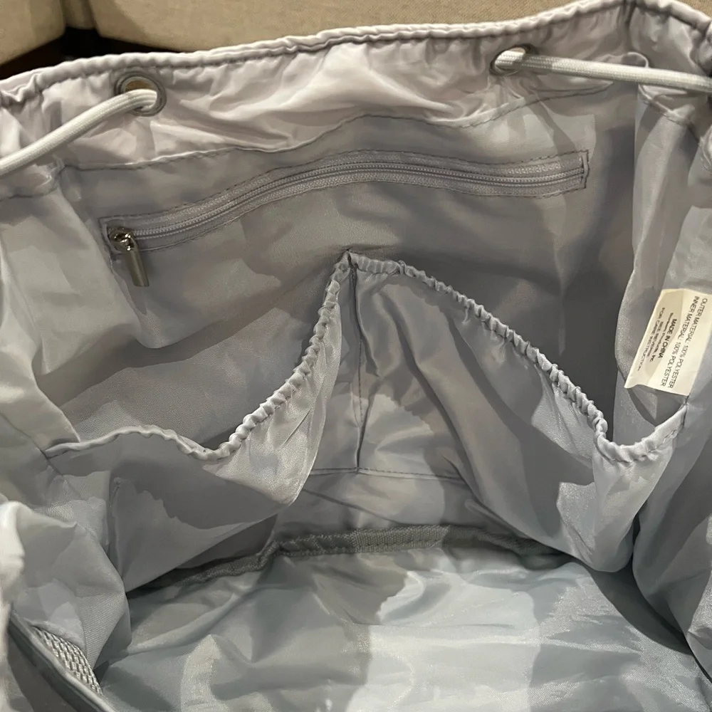 Blogilates Backpack - Picture 9 of 9